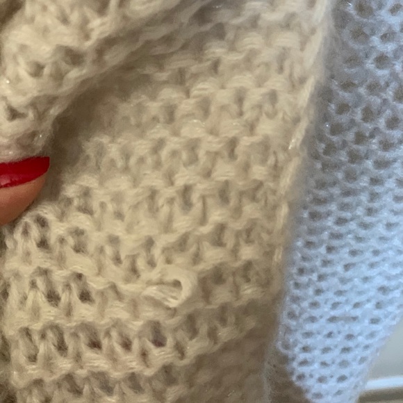 ❄️✨H&M Infinity Scarf ✨❄️ - Picture 3 of 4